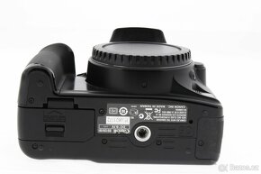 Zrcadlovka Canon 1000D + 18-55mm - 8