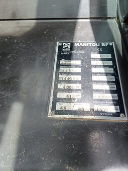 MANITOU MC40 POWERSHIFT TERÉNNÍ VZV - 8