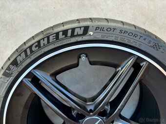 CLA45s CLA45 Mercedes R19 AMG Alu kola 5x112 - 8