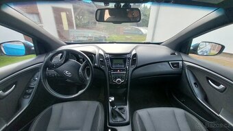 Hyundai i30 kombi - 8