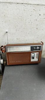 Staré rádia,magnetofony aj. - 8