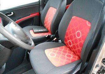 Hyundai i10 1,1 i 49 kW KLIMA Serviska benzín - 8
