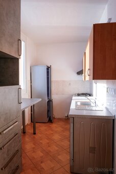 K pronájmu byt 2+1 o velikosti 52 m² s GARÁŽÍ - 8