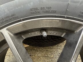 Zimní sada Škoda Kodiaq VW Tiguan 17" 215/65 R17 - 8