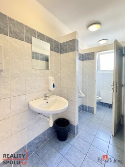 Pronájem, komerční/kanceláře, 21 m2, Plechanovova 694/23, Hr - 8