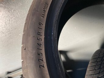 BMW GT3 255/40ZR19 - 225/45R19 Dunlop (SLEVA NA 5000,-) - 8
