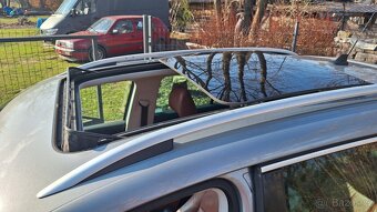 Vw tiguan R-line 2.0tdi dsg 4motion max vybava - 8