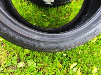 2 letní pneumatiky Goodyear 225/45/18  6,5mm - 8