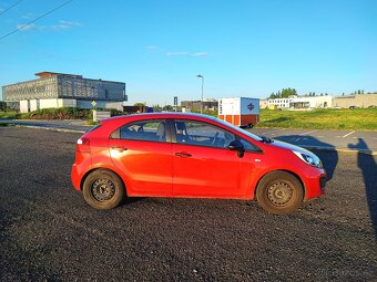 Kia Rio, 2012 1.4 benzín 80 kW - 8