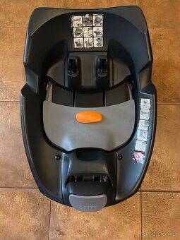 Autosedačka Cybex Aton Q plus se základnou na Isofix - 8