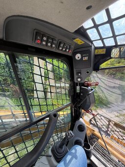 Smykový nakladač CAT 262 C2 rv 2013 po velkém servisu - 8