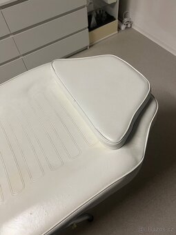 Kosmetické lehátko - 8