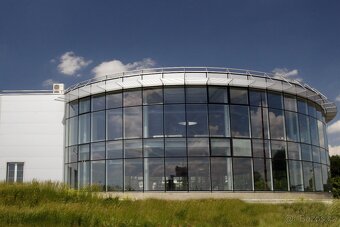 KOMERČNÍ SHOWROOM Staré Město u Uh.Hradiště - 8