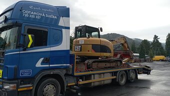 Autopřepravník/odtahová služba - 8