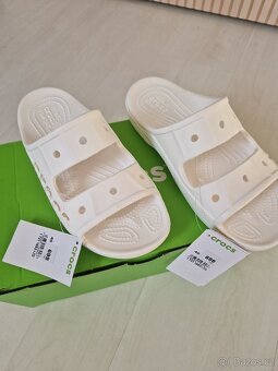Bílé žabky, pantofle Crocs vel 39 - 8
