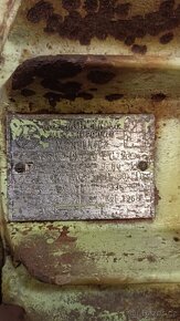 Motor třífázový k protahovačce - 8