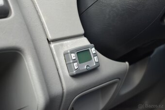 HEZKÝ OPEL VIVARO 2.5 CDTI -- WESTFALIA -- WEBASTO -- SPANÍ - 8