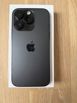 iPhone 14 Pro 256 GB vesmírně černý - 8