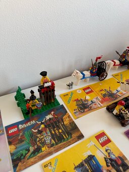LEGO Piráti, Ostrované, Hrady - 8