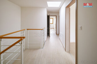 Prodej rodinného domu 4+kk s garáží, Praha - Satalice - 8
