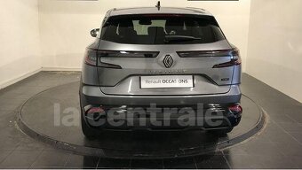 RENAULT Austral E-Tech HYBRID 200 TECHNO rok 04/2023 - 8