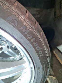 Alu kola 5x112 r19,letni pneu 245/45 - 8