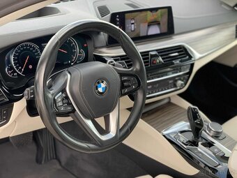 BMW 540i xDrive 250kW/Touring/ Luxury Line/Kůže/11.2017 - 8