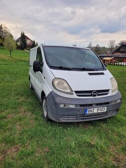 Opel Vivaro 1.9 DTI - 8