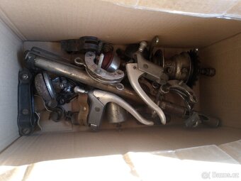 Porcelán sklo vázy pozůstalost - 8