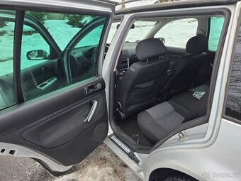 Volkswagen Bora 1.6 77kW - 8