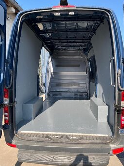 Mercedes Sprinter - 8