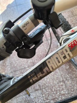 Dámské horské kolo Rockrider 560 ST - 8