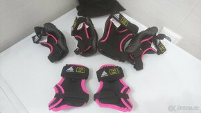 SET NOVÉ KOLEČKOVÉ BRUSLE JUNIOR 29-32+ CHRÁNIČE - 8
