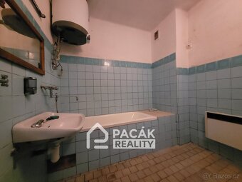 Prodej rodinného domu s velkou zahradou v Prusinovicích - 8