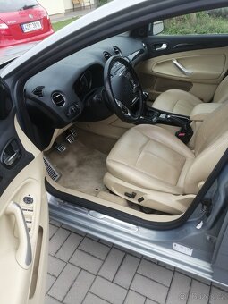 Ford Mondeo 2.0 Duratec (benzín),Ghia,2 sady kol. - 8
