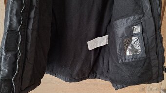 Dámská černá zimní bunda FISHBONE - 8