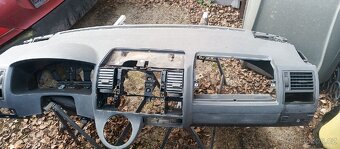 Vw,T5, 2.5,125 kw 2005 - 8