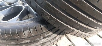 Sada Octavia RS X-TREME R19 - 8
