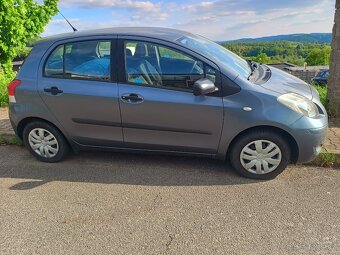Prodám Toyota Yaris 1.0 VVT-i 51kW 5M/T - 8
