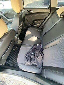 Opel Astra J - 8