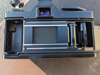 Olympus OM-4 - 8