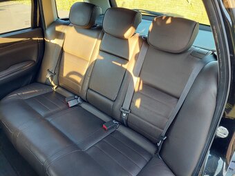 Fiat Croma 1.9 JTD 88kw r.v.2009 - 8