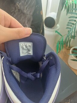 Nike Air Jordan 1 Mid - 8