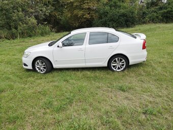 ŠKODA OCTAVIA II FACELIFT RS LOOK TDi 2012/06 SERVIS - 8