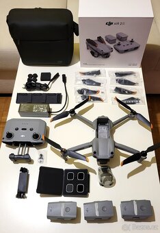 Dron DJI Air 2S Fly More Combo, ZDARMA paměťová karta - 8
