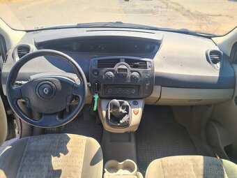 Renault Megan Scenic 1.5 dci - 8