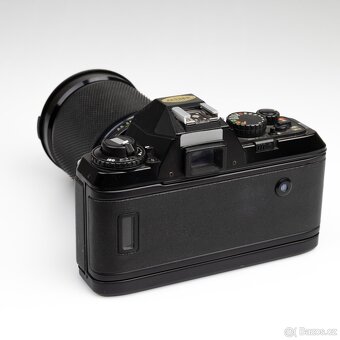 Nikon F-301 + objektiv 28-200mm f/3,8-5,5 - 8