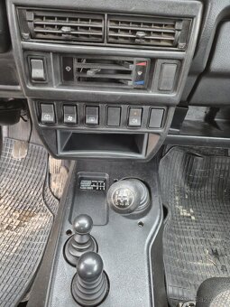 Lada Niva 21214 - 8
