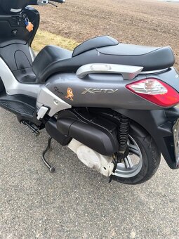 Yamaha x city 250 - 8
