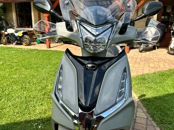 Kymco Agility 300i ABS - 8